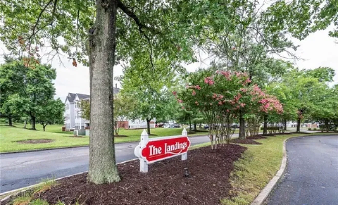 2 bed, 971 sqft, $1,750 — Photo 3
