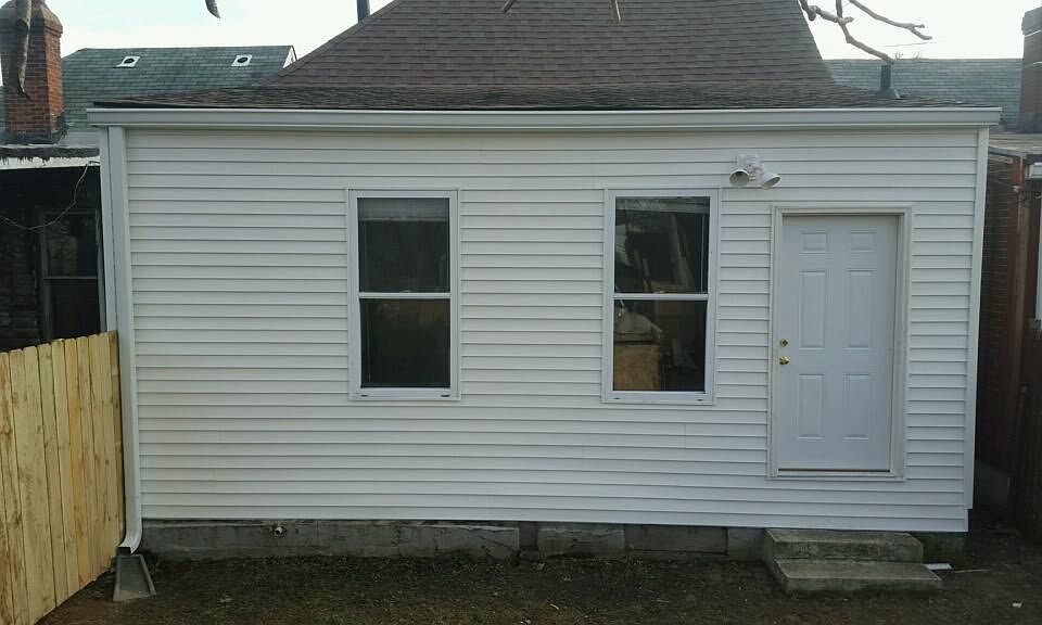 1st image of 1012 S Shelby St