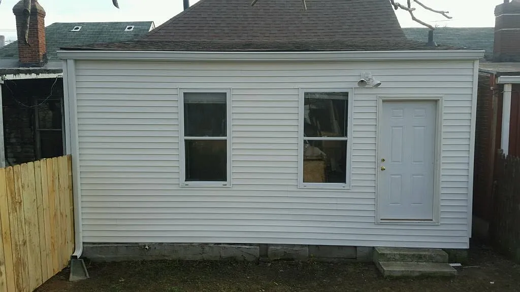 1012 S Shelby St photo 1