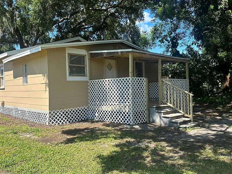 1st image of 411 Union Dr