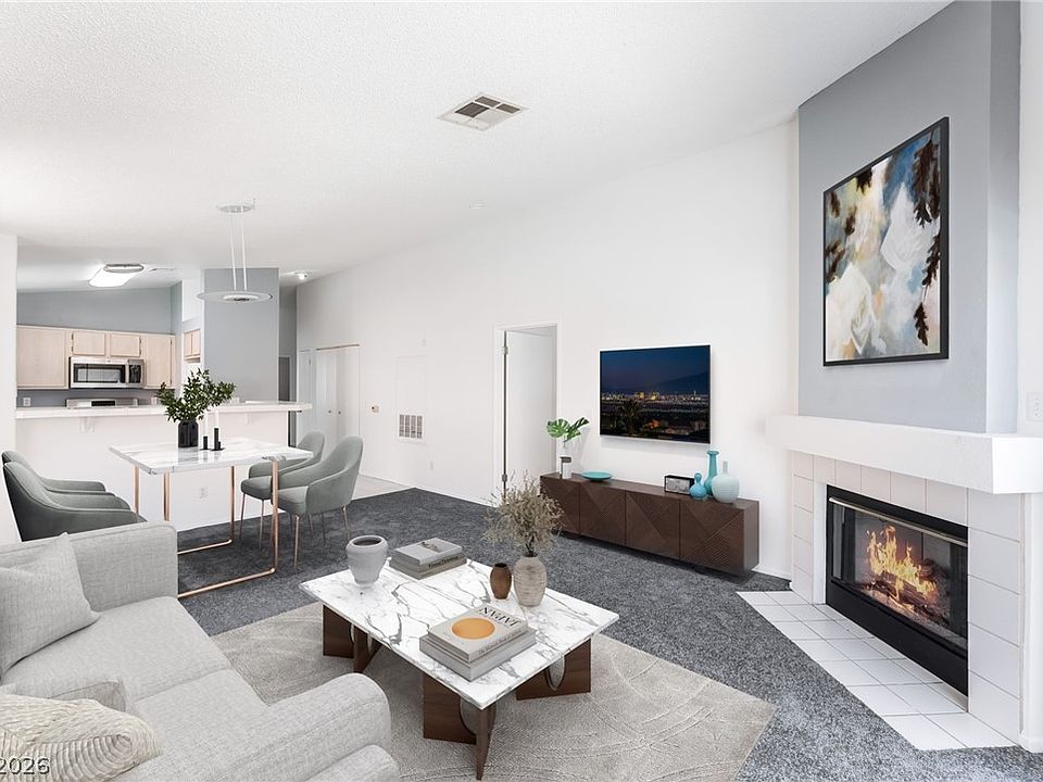 1st image of 7820 Ravenhollow Ln