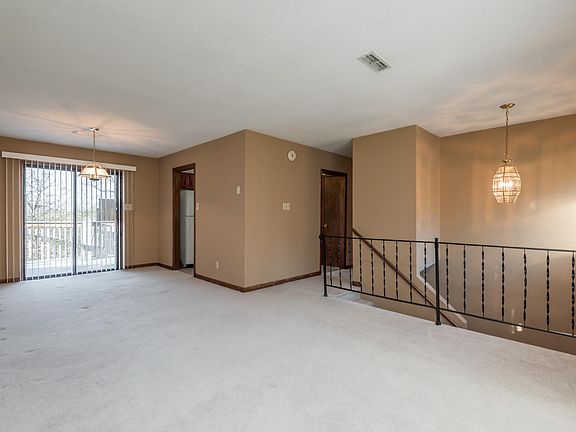 2nd image of 1409 Southfield Dr