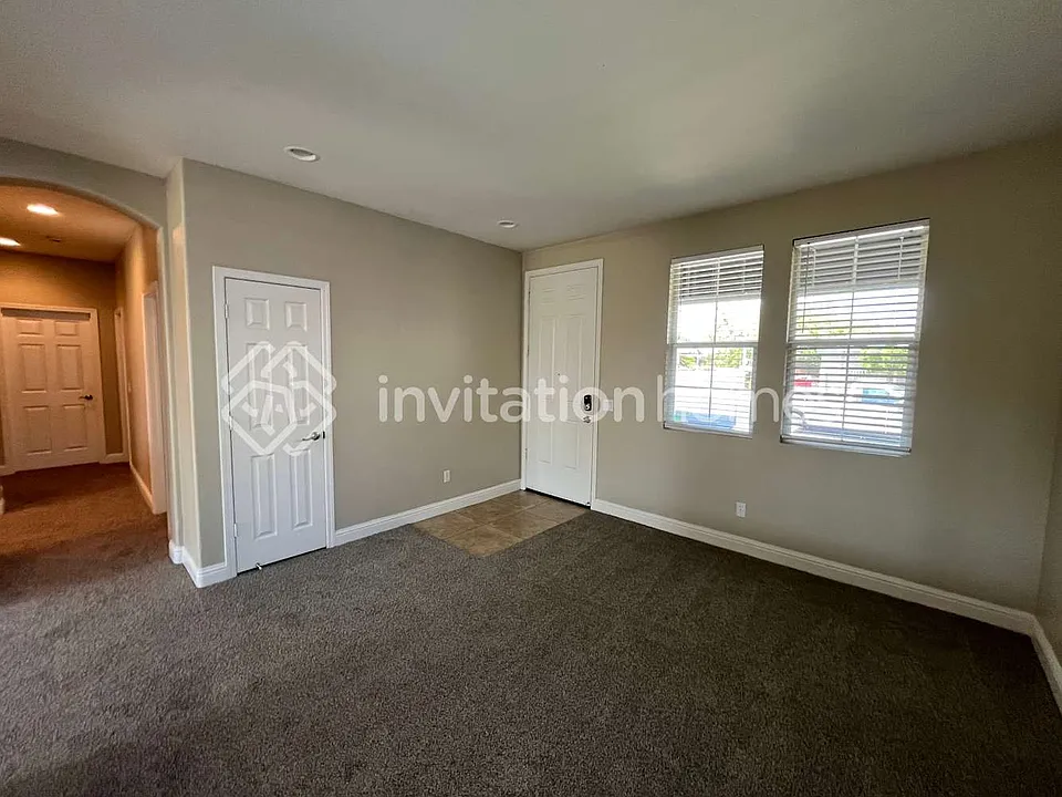 2679 Meadowland Way