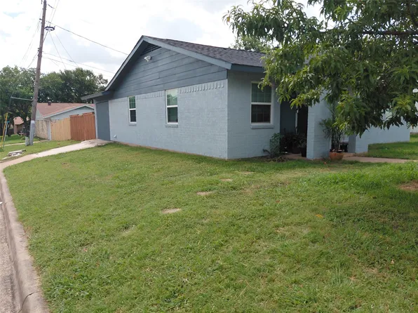 2418 Hardy Rd, Grand Prairie, TX 75051