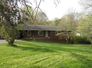 1300 Putnam Dr, Cookeville, TN 38501