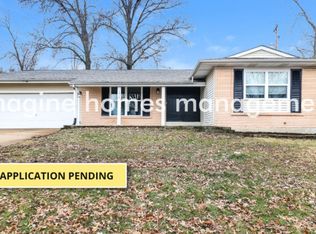 12736 San Clemente Dr, Bridgeton, MO 63044
