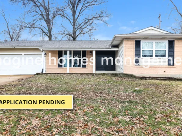 12736 San Clemente Dr, Bridgeton, MO 63044