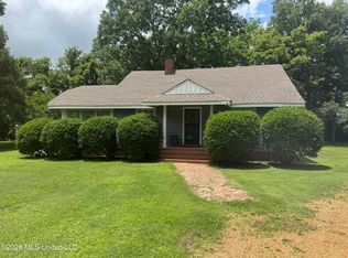 4095 Oakhurst Stovall Rd, Clarksdale, MS 38614