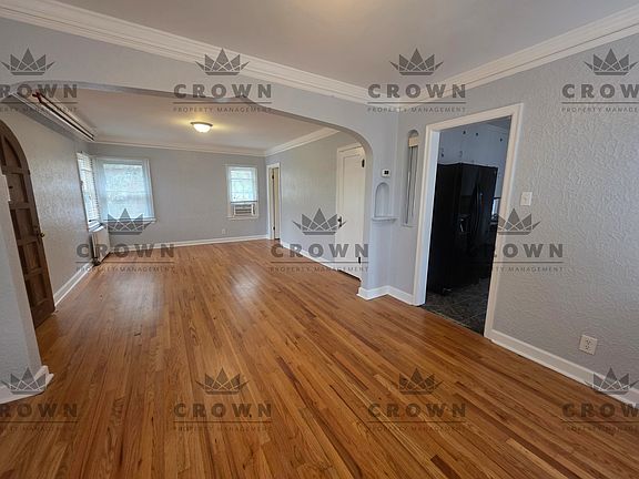 2nd image of 1822 E 19th St