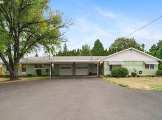 903 NE Jackson St, Hillsboro, OR