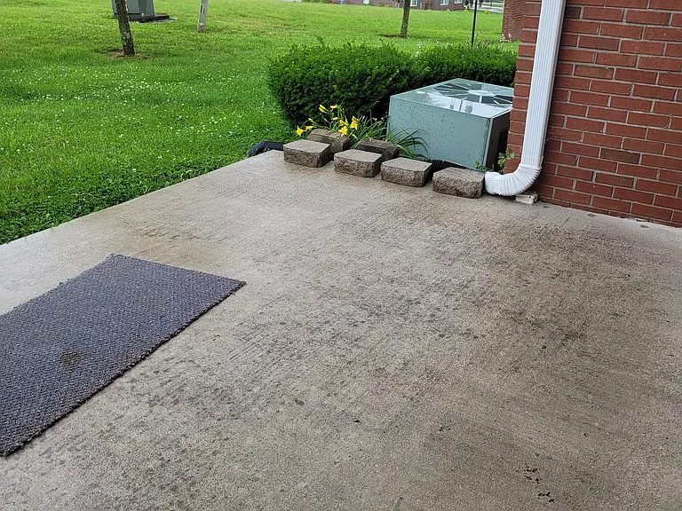 Saint Annes Ct — Photo 29
