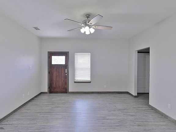 5th image of 1 Woodcock Cir