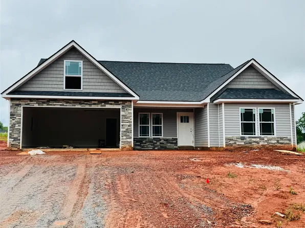 149 Double Creek Dr, Gaffney, SC 29341