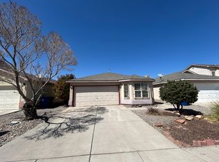 8027 Vista Estrella Ln SW, Albuquerque, NM 87121