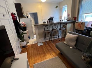 918 E Knapp St #11412096, Milwaukee, WI 53202