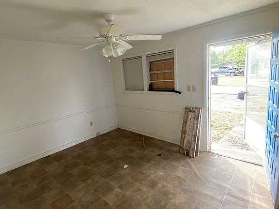 2nd image of 1056 Goodrich St