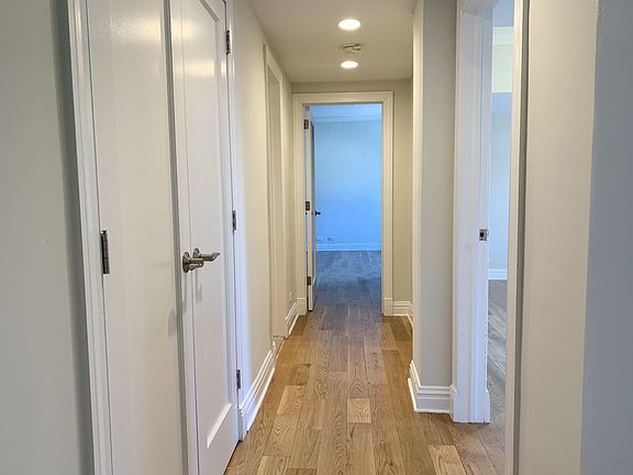 5th image of 360 E 65th St #19C