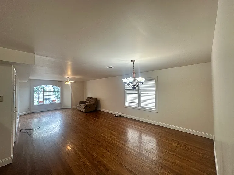 24 Wales Ave — Photo 3