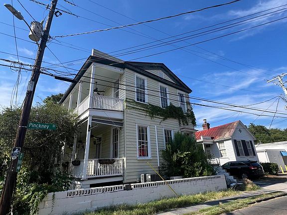 2nd image of 18 Pinckney St
