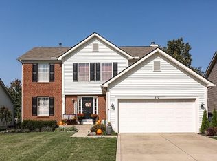 572 Fields Meadow Dr, Sunbury, OH 43074