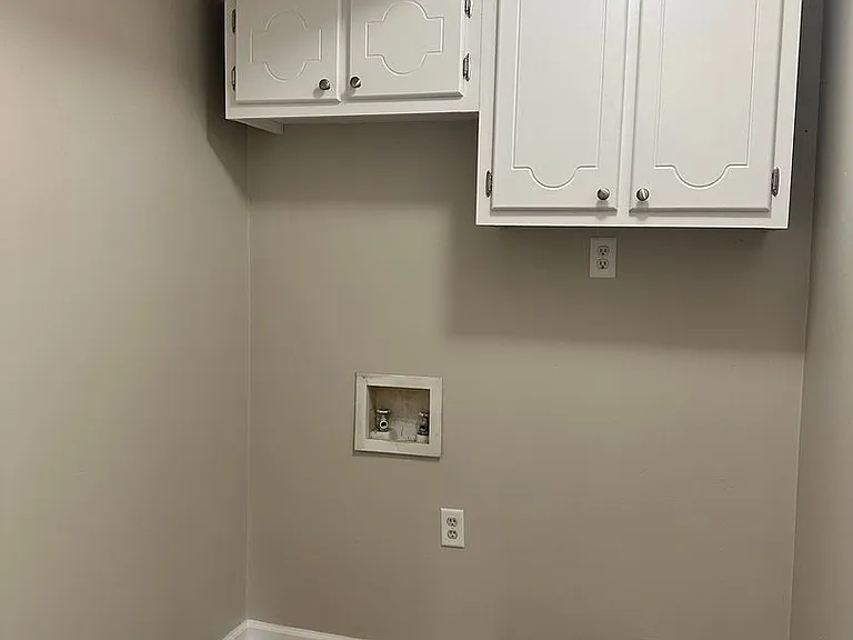 810 W Country Club Dr — Photo 12