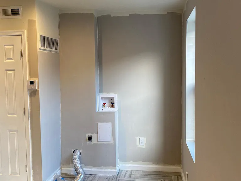 Washer/Dryer Hook up