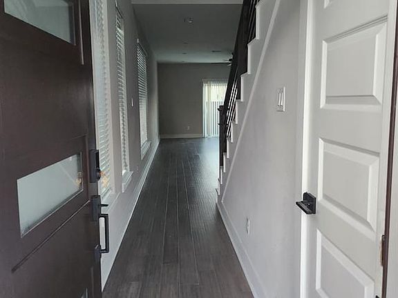 2nd image of 16506 Oasis Meadow Ln