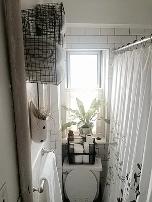 Rented by LJ Sloane Management | media 34