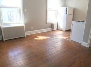 405 S 40th St #3F, Philadelphia, PA 19104