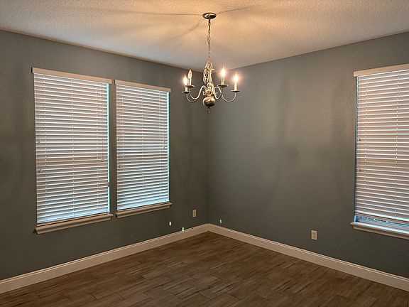3rd image of 625 Oakleaf Plantation Pkwy Unit 1211