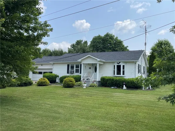 123 Shoshone Trl, Mercer, PA 16137