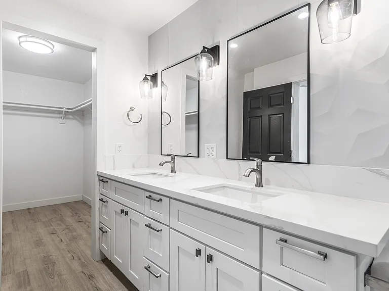 72955 Amber St — Photo 22