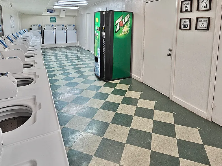 Derby Run Apartments — Photo 19