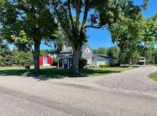 982 Douglas Rd, Bronson, MI 49028