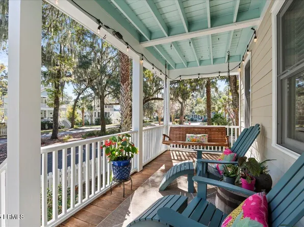 4 Battery Point Ln, Beaufort, SC 29902