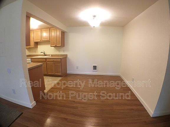 3rd image of 16817 Larch Way E #E108