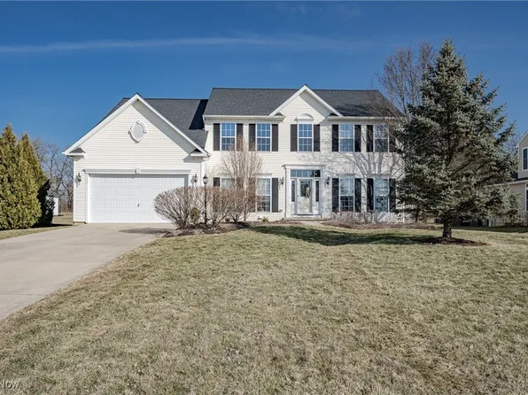 5439 Charleston Dr, Valley City, OH 44280