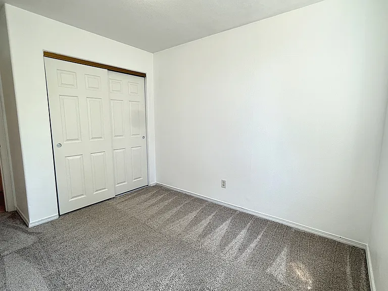 8807 N Tyndall Ave — Photo 18