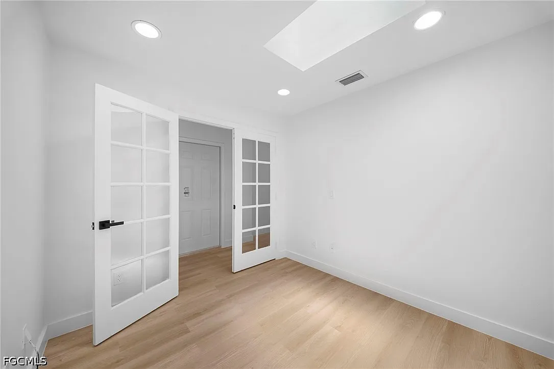 2 bed, 2.0 bath, 1080 sqft, $1,495 — Photo 4