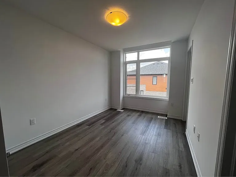 461 Blackburn Dr #39 — Photo 9