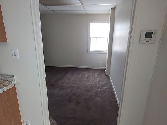 5th image of 3512 Lincoln Way E