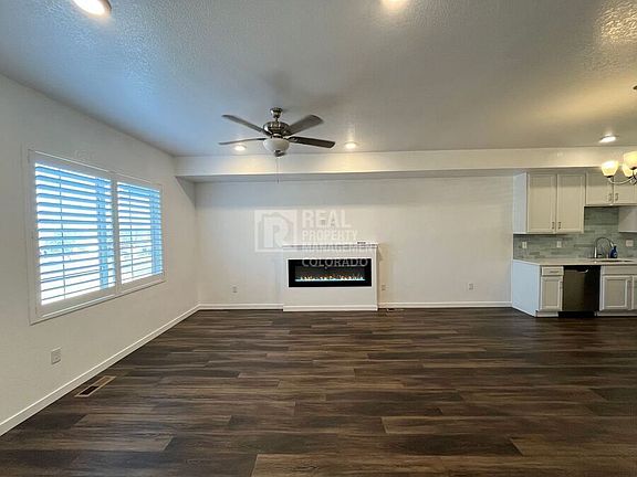 5th image of 811 E 98th Ave #505