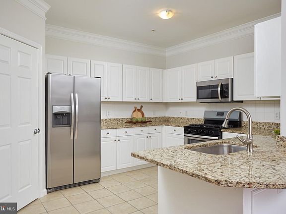 4th image of 8 Granite Pl Unit 365