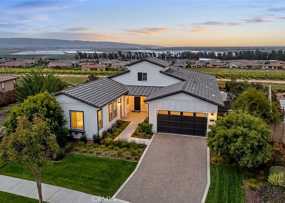 1st image of 1662 Eucalyptus Rd