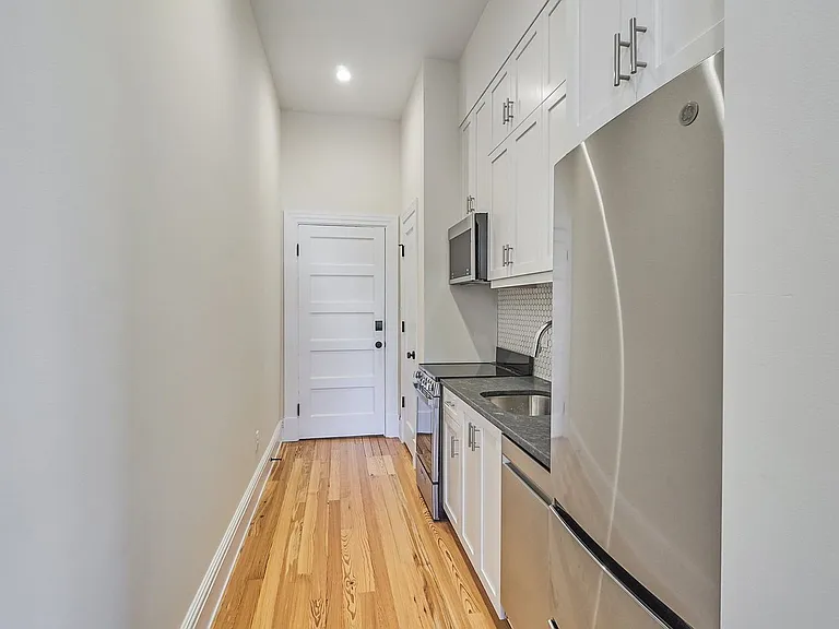 1840 Monument Ave #7 — Photo 3