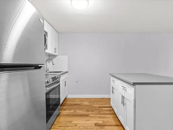 807 Elsmere Place image 6 of 15