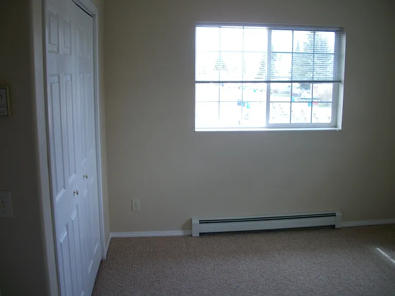 1304 W Babcock St #D — Photo 16