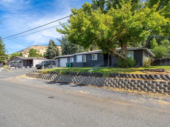 1801 McClellan Dr, Klamath Falls, OR 97603