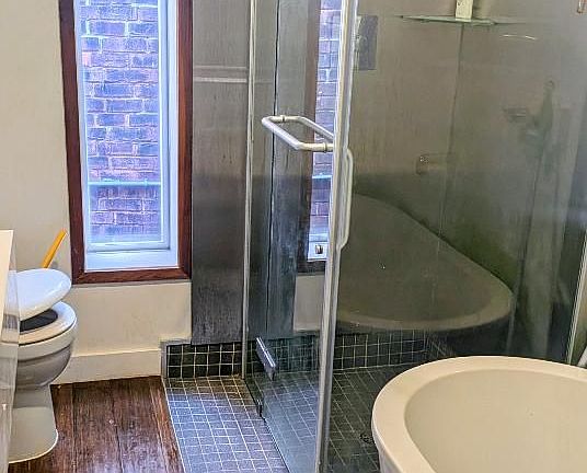 2nd image of 160 Rosemount Ave