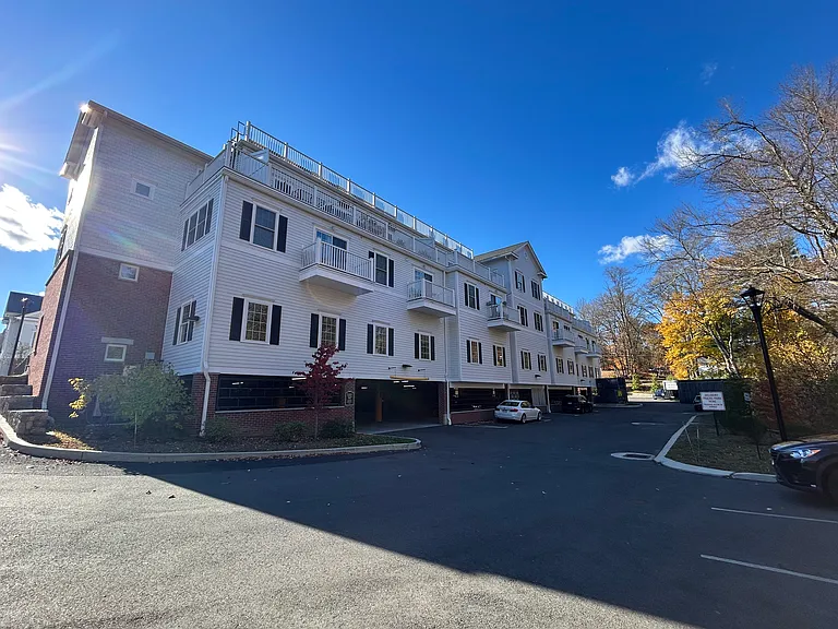 200 Danbury Rd #2204 — Photo 18